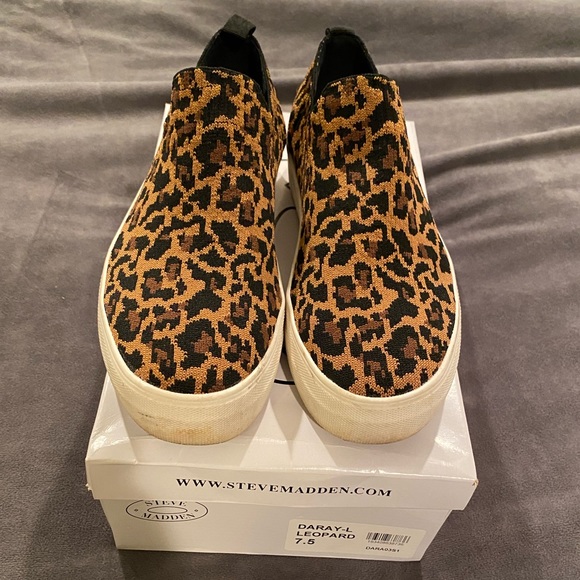 steve madden ny90 leopard